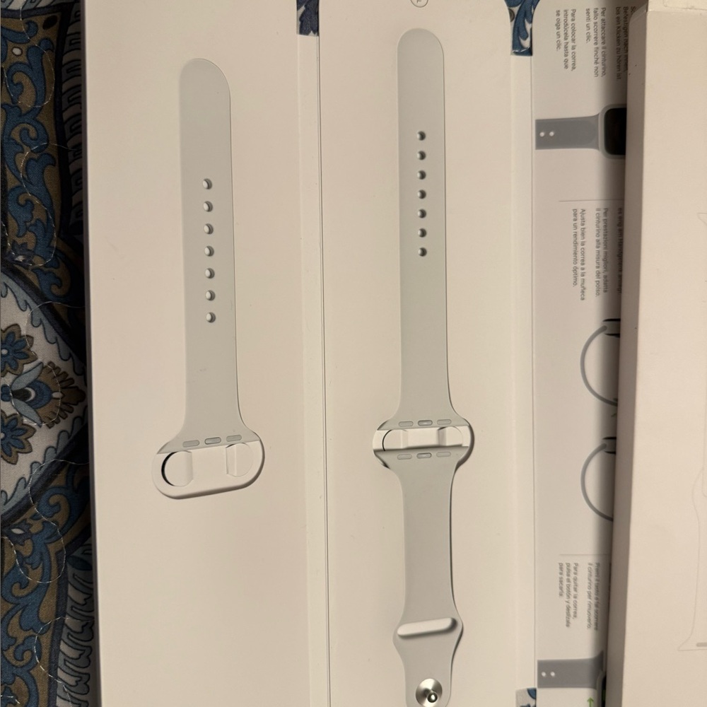 44 mm brand new Apple white watch straps, sport band.